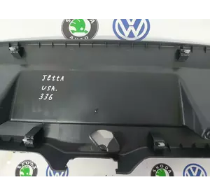 Обшивка кришки багажника		VW ДЖЕТТА	VW