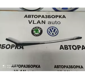Поводок склоочисника (правий)	5С7955410	VW ДЖЕТТА	VW