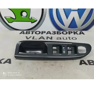 Ручка двері (ліва, передня) (салон)	3C1867171	VW Б 6 Європа