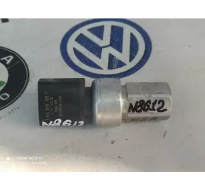 Датчик тиску кондиціонера	1K0959126E	VW Б 7 USA