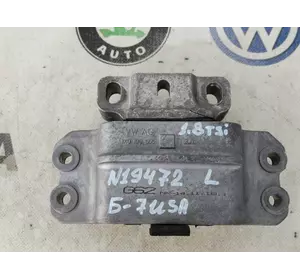Подушка двигуна ліва	1K0199555CE  VW Б 7 USA